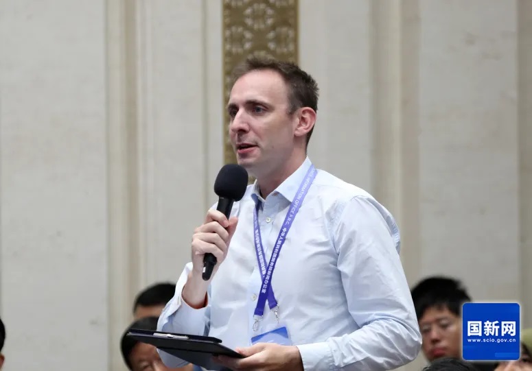 1727194393359414.jpg 1727194393359414.jpg